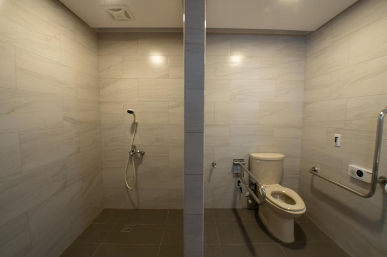 Liann Hotel Taichung Luaran gambar